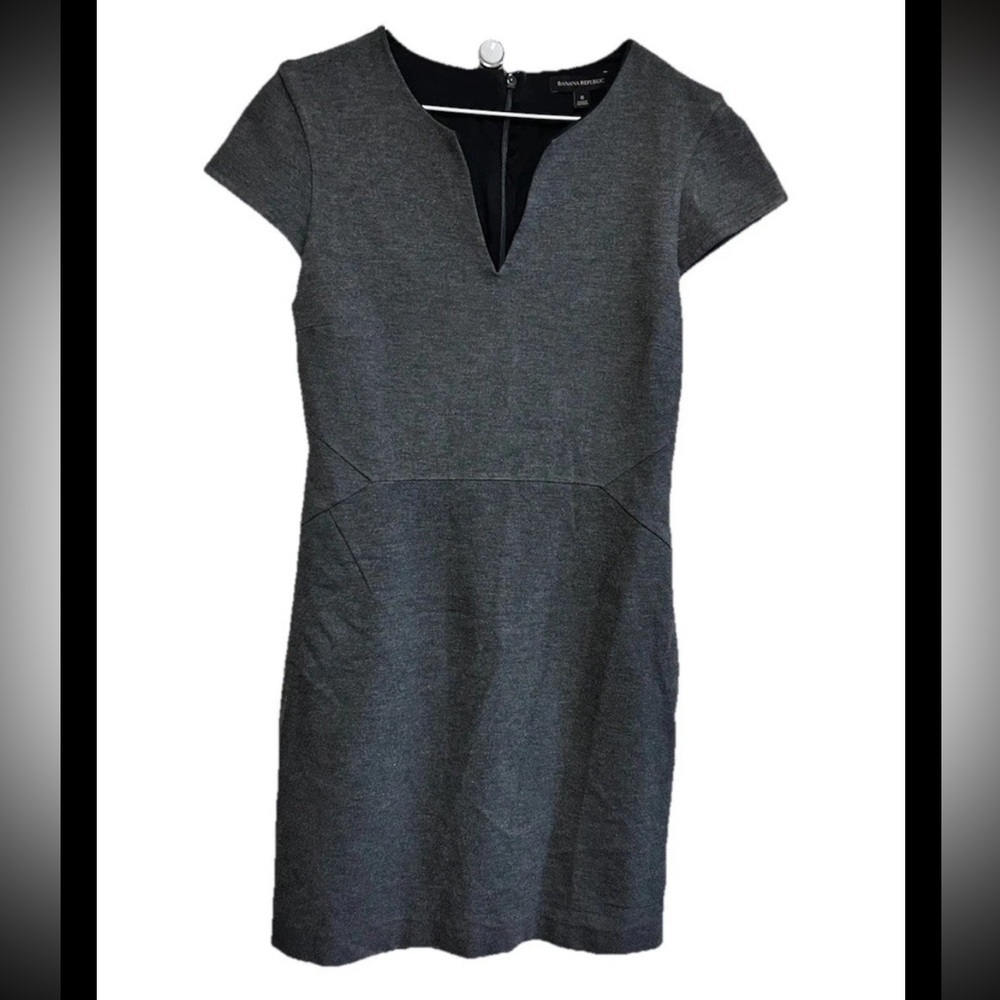 Banana Republic dress size 8 Charcoal V-Neck cap sleeve workwear career